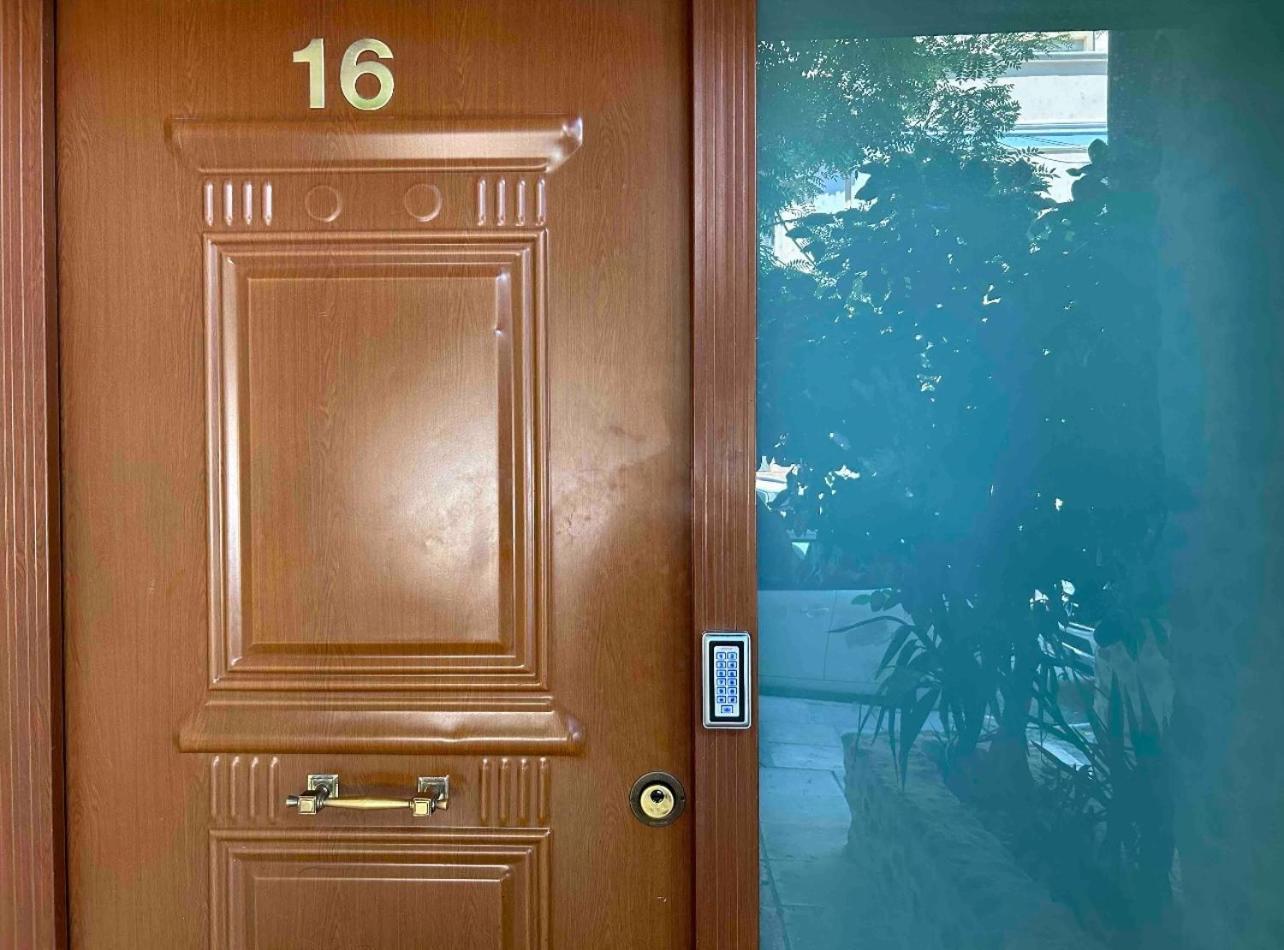 Port Twins Suites No2 比雷埃夫斯 外观 照片